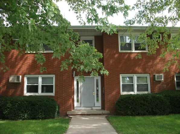 1002 Sheryl Ln APT C, Normal, IL 61761