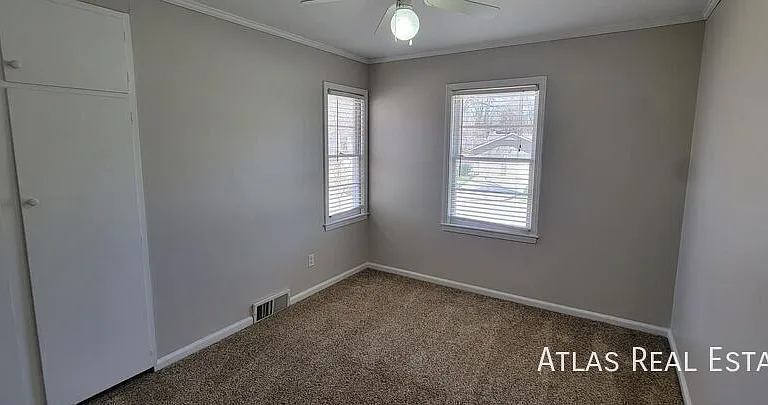 8036 Reinhardt Ln — Photo 9