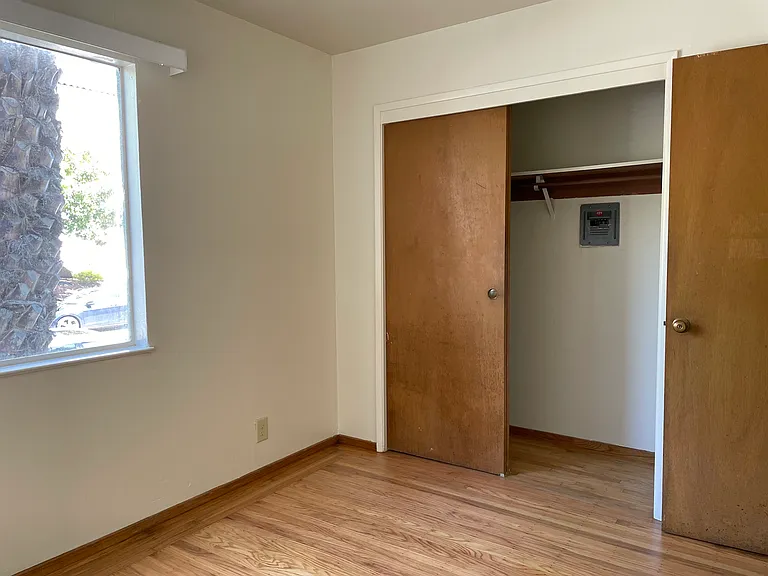 2450 Milvia Street — Photo 10