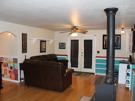 2nd image of 9507 64th Dr NE