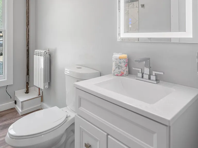 109 Williams St — Photo 12
