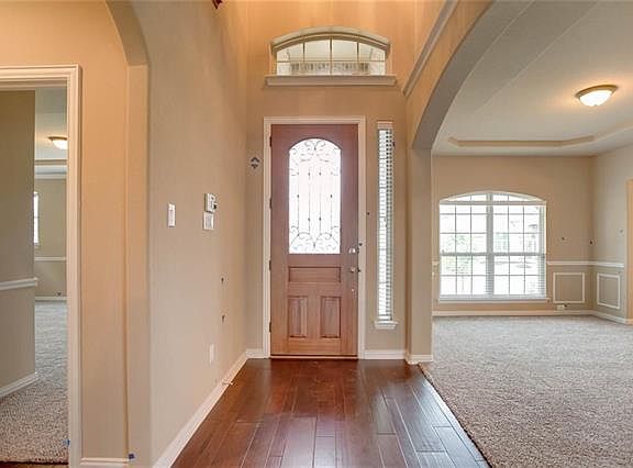 2nd image of 103 Crystal Creek Dr