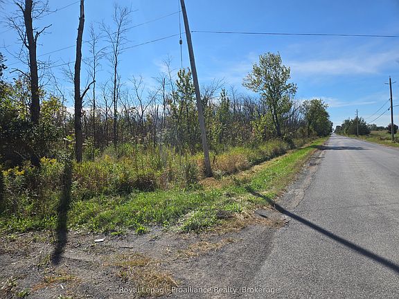 5th image of 544 Lazier Rd