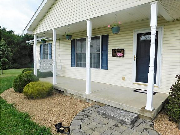 4th image of 10684 W County Road 200 S