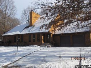 1185 Woodbend Rd, Ravenna, OH 44266