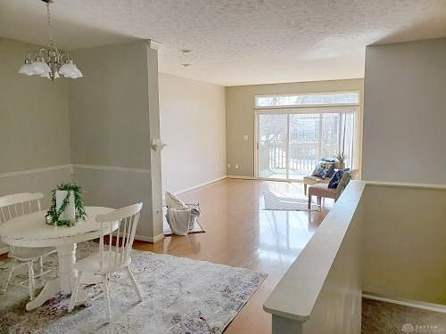 5th image of 2541 Greenside Dr