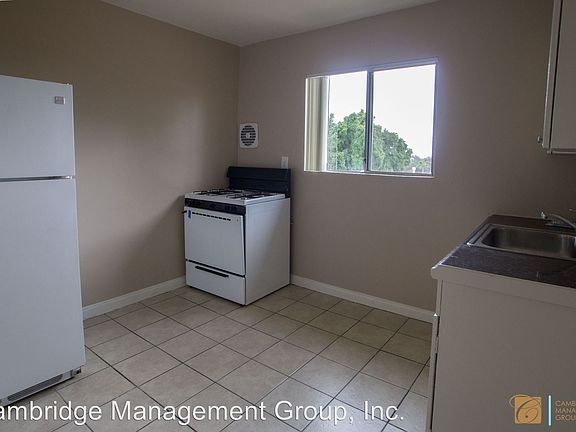 5th image of 2715 44th St