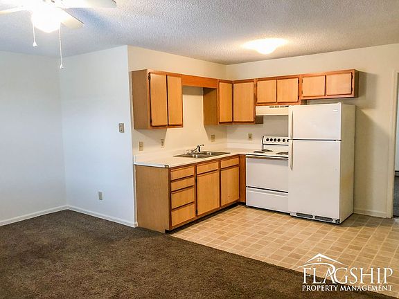 3rd image of 712 Patton Cir APT 22