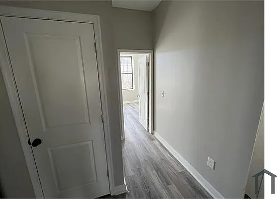 220 E 22nd St #1 — Photo 5