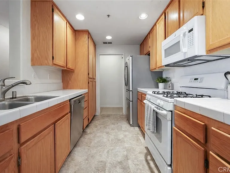 1853 Rue Bienville Pl #836 — Photo 4