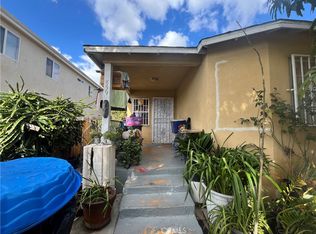 859 E 80th St, Los Angeles, CA 90001