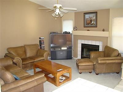 4th image of 8039 Pinot Noir Way