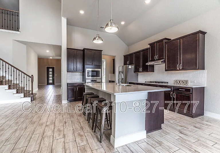 3718 Avia Oaks — Photo 23
