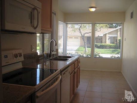 2nd image of 13101 Village 13