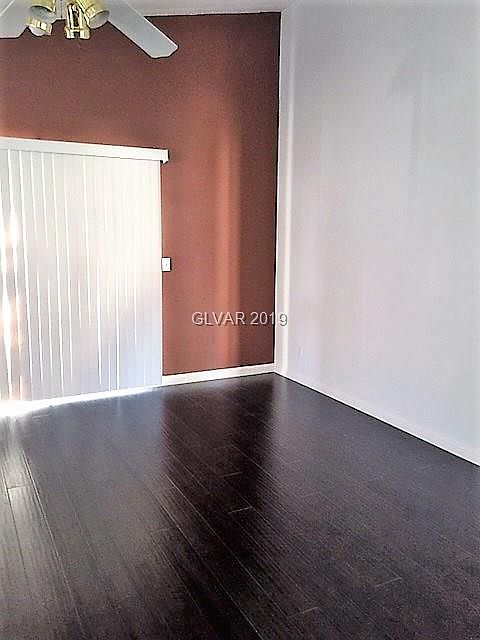 2nd image of 1421 Watercreek Dr