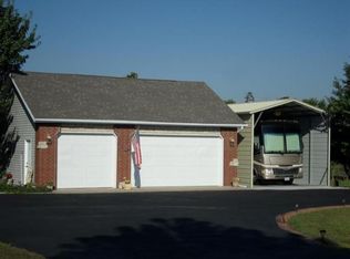 109 Harmony Ln, Sparta, MO 65753