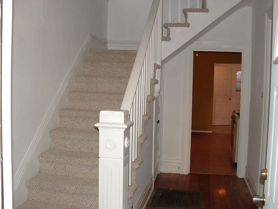 Entry Foyer