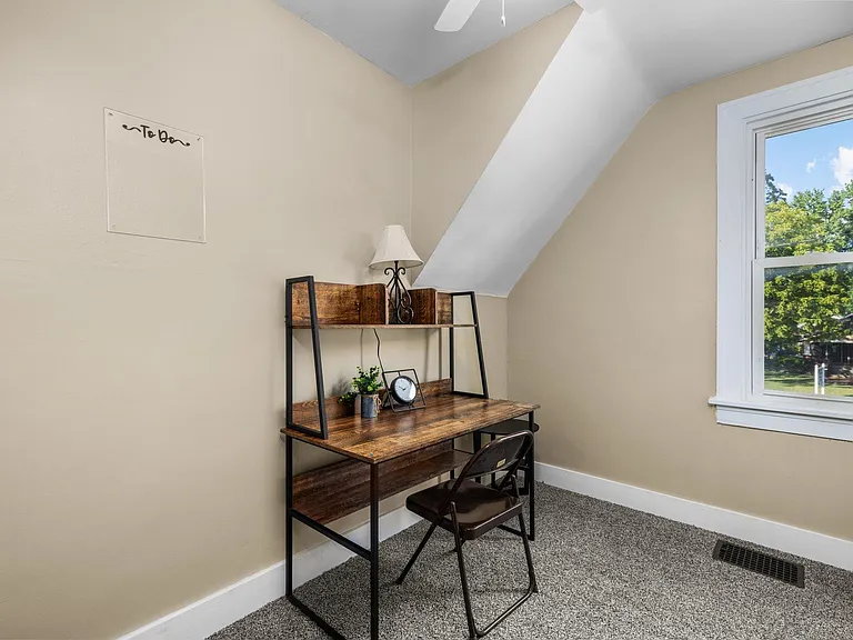 3202 W Main St — Photo 31