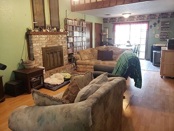 2nd image of 2109 Crestwood Dr