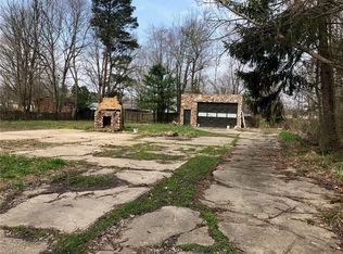 12843 Samuel Dr, Mantua, OH 44255