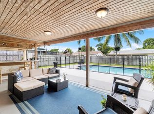 11523 NW 40th Ct, Pompano Beach, FL 33065