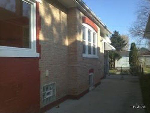 2nd image of 1909 S 18th Ave