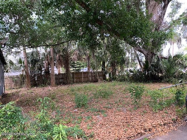 2nd image of 112 Moore & Extra Lot St