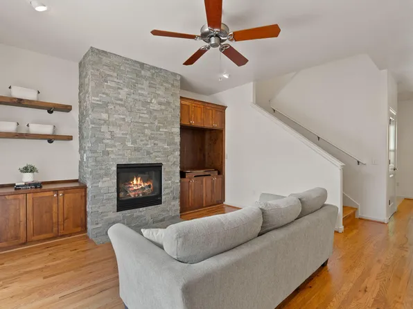 2511 Crossing Dr, Bend, OR 97703