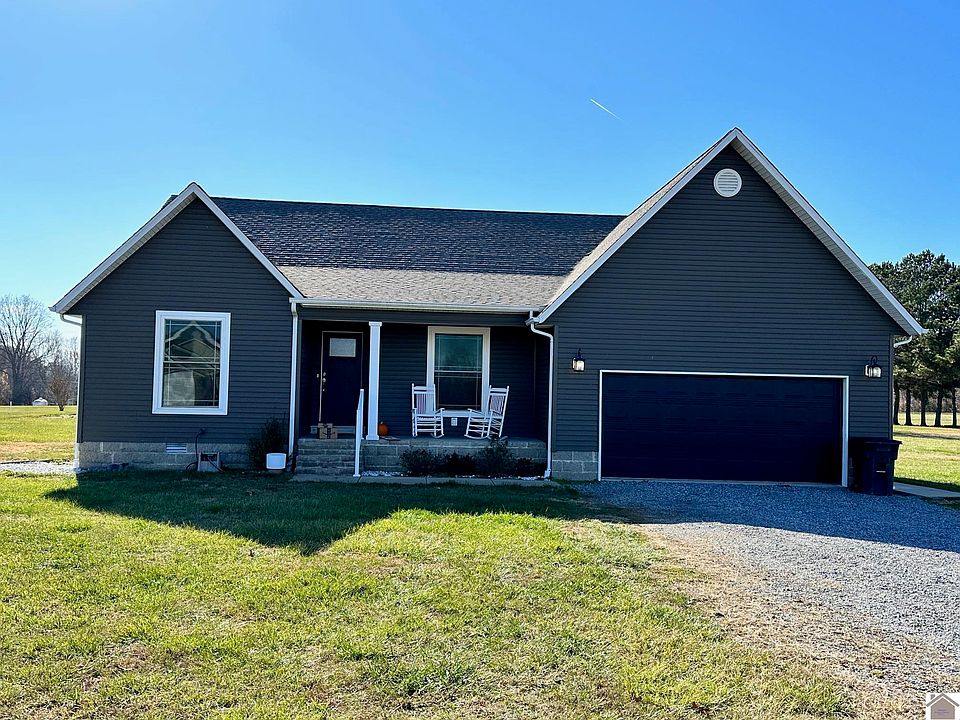 1st image of 121 Krystal Gayle Ln