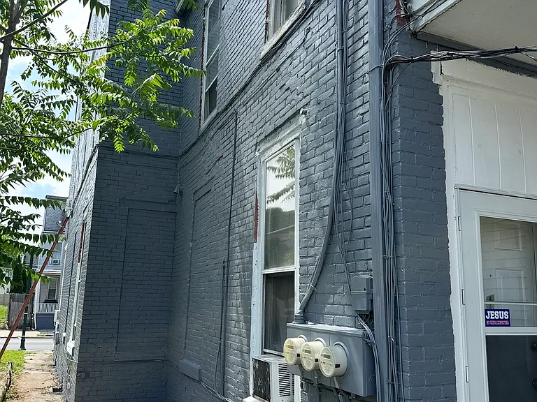 113 N 13th St #1 — Photo 5