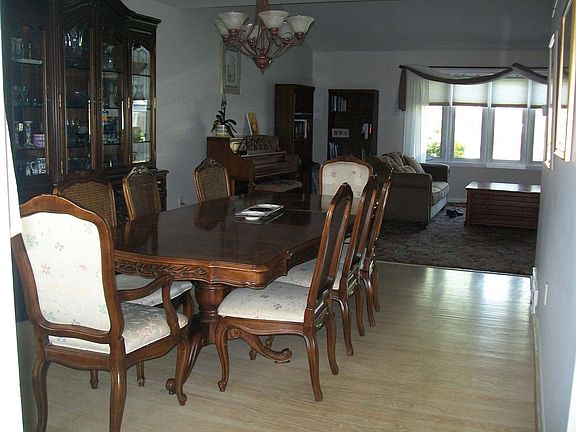 Dining Room Opens to Living Room