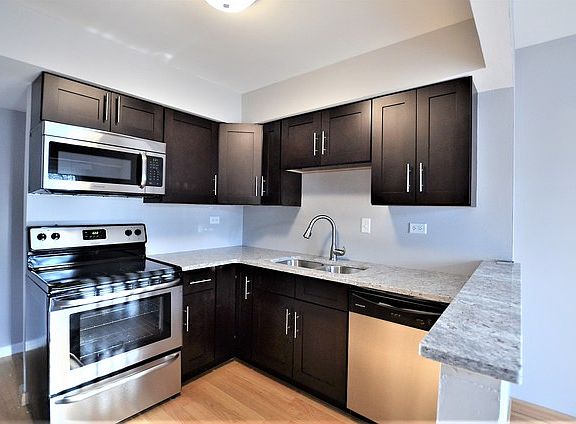 5th image of 2303 Glenview Ct #0