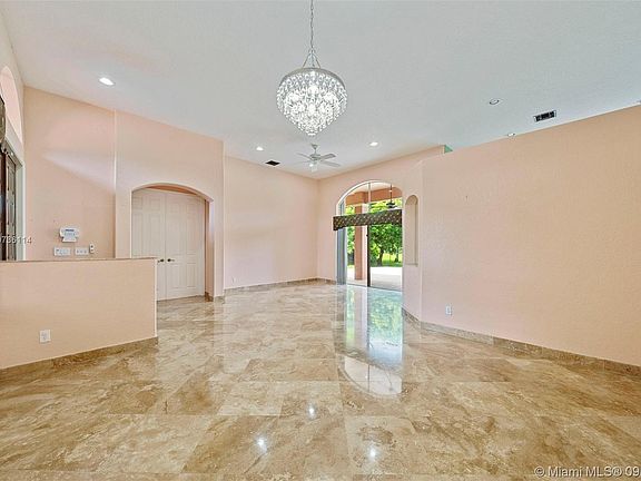 3rd image of 16450 SW 84th Pl