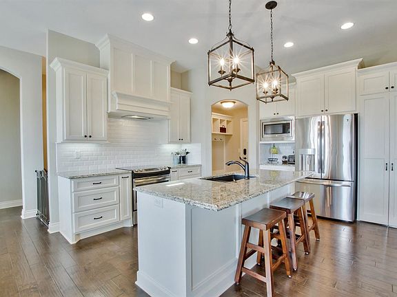 5th image of 8930 W Westlakes Ct