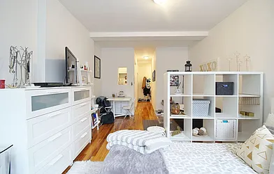 Rented by Julianna Realty Corp