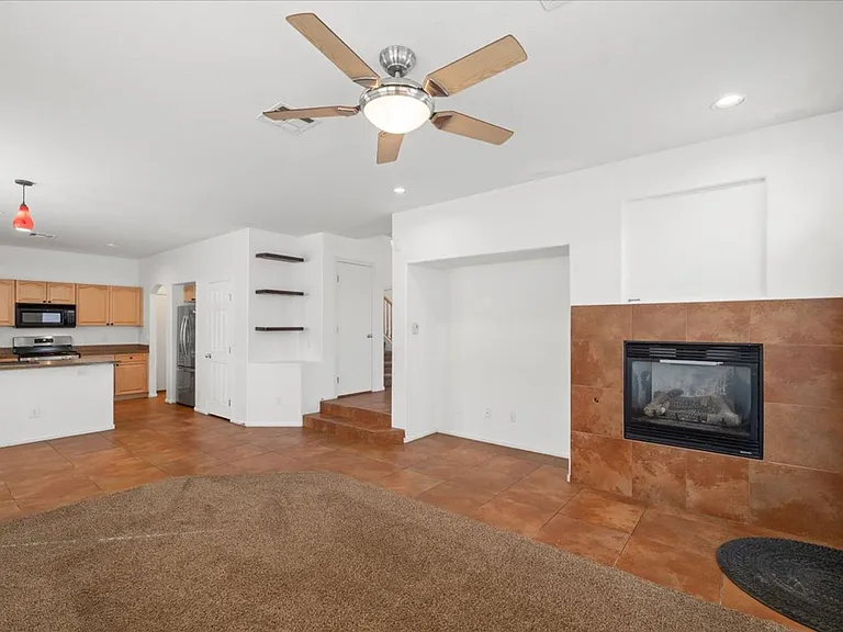 9012 Rendon St — Photo 7