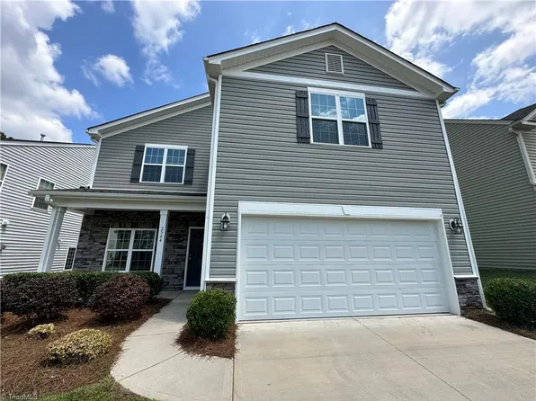 2564 Fiddlers Glenn Dr, Winston Salem, NC 27127