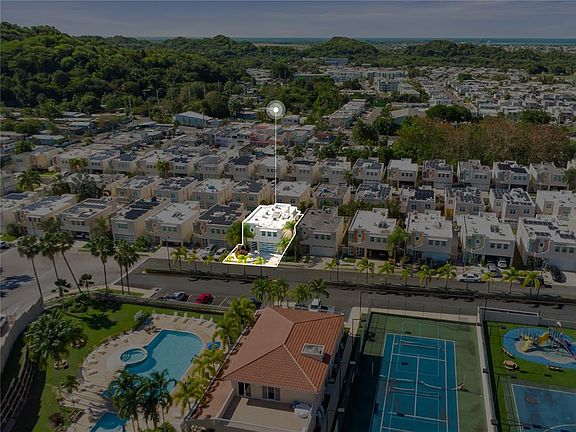3rd image of Urb Mirabella Village CALLE NACAR #A7