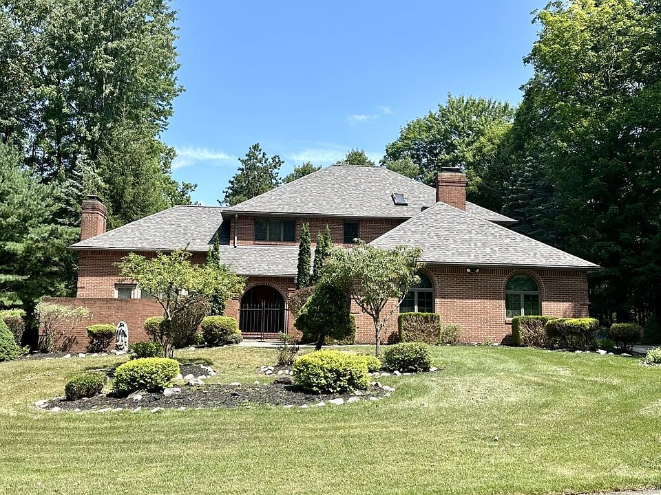1st image of 502 Shadow Oaks Dr