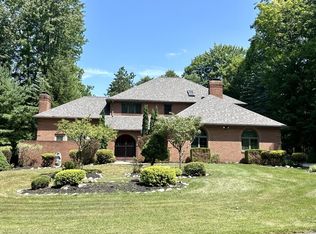502 Shadow Oaks Dr, Meadville, PA 16335