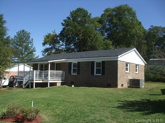 1st image of 325 Briarwood Cir