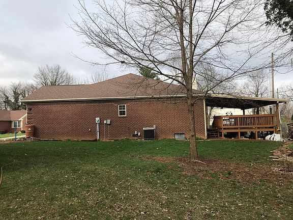 4th image of 1504 Pelican Cir