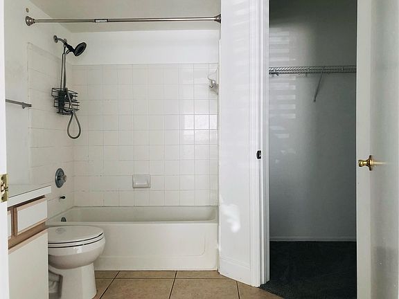 4th image of 2200 Key West Ct Unit 714-1