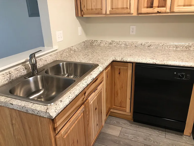 3408 Lindsay Ave — Photo 8