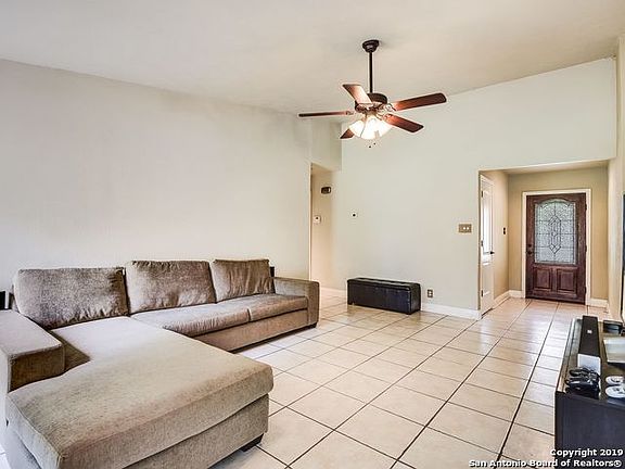 5th image of 4427 Briardale St