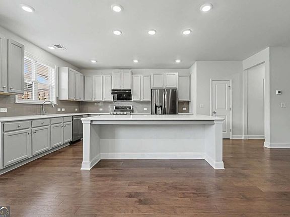 4th image of 3434 Senna Rd