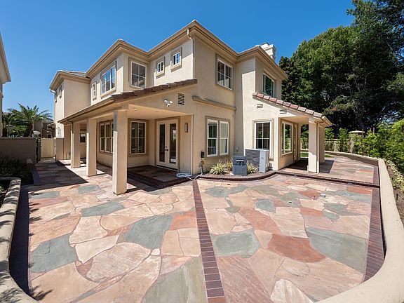 3rd image of 1620 Arch Bay Dr