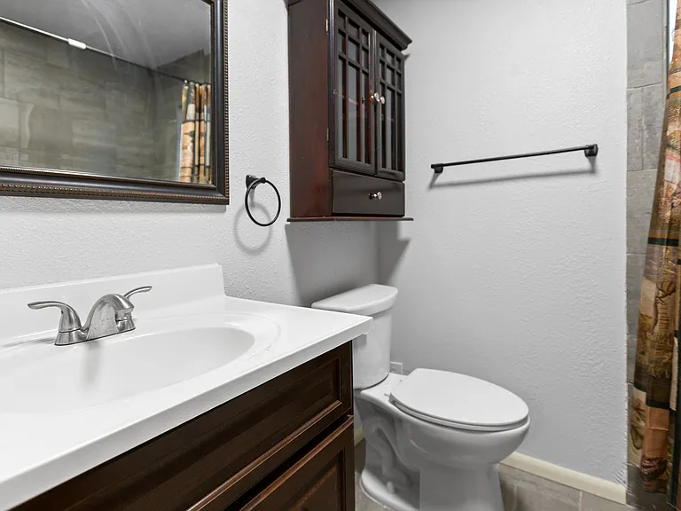 1497 Laura St — Photo 11