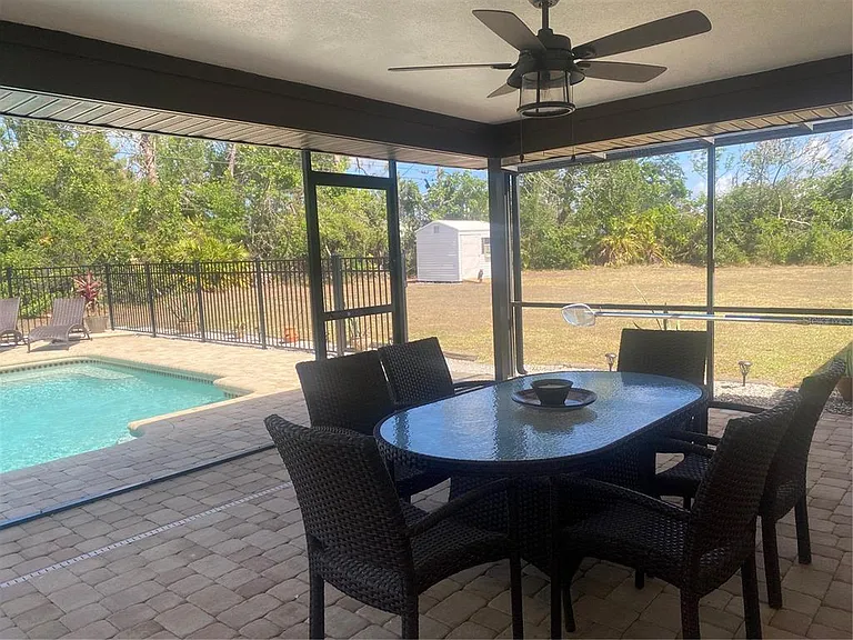 7234 Maguire Ln — Photo 13