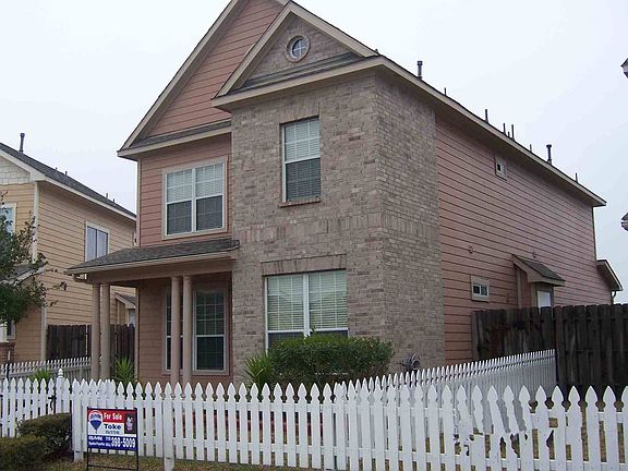 2nd image of 14350 Summer Garden Dr